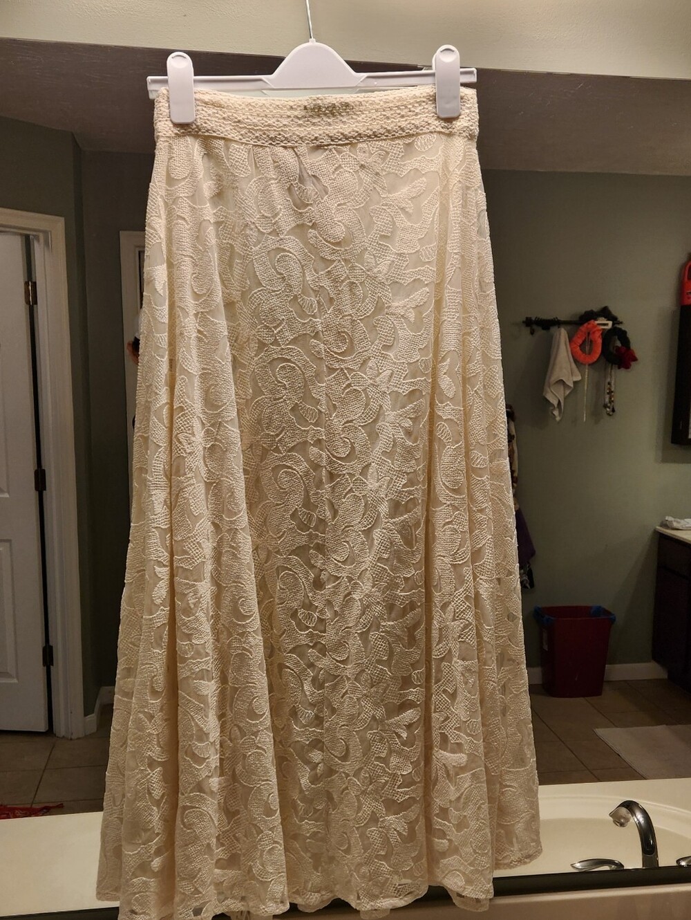 Elegant Cream Lace A-Line Maxi Skirt Size M See Through Beautifully Made - Picture 2 of 13